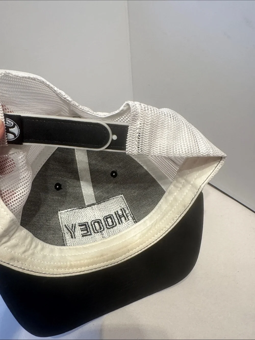 Hooey Black and White Hat
